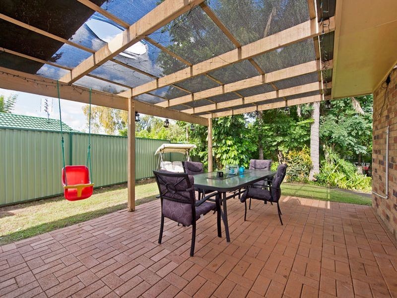 8 Penrith Court, Helensvale QLD 4212