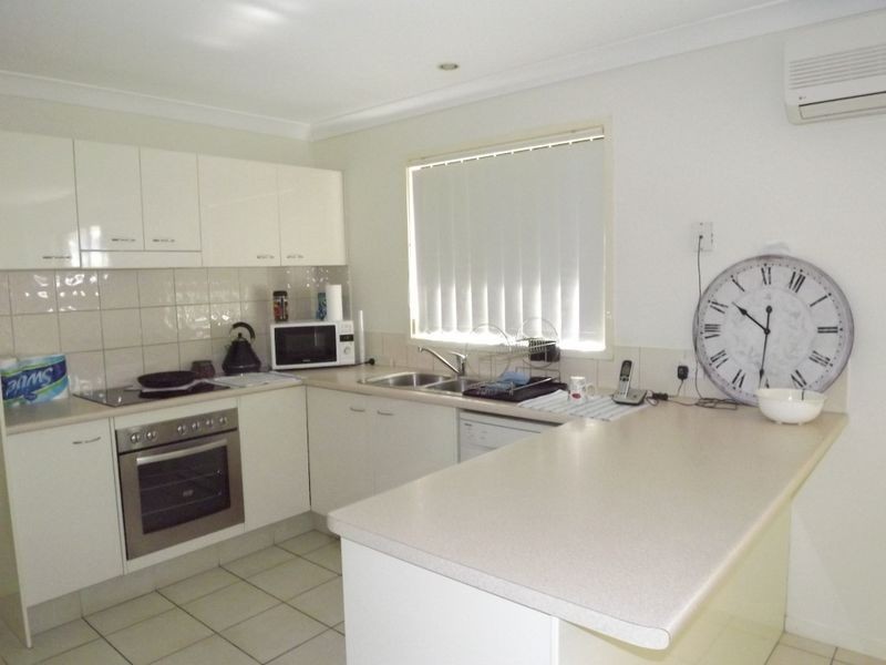 27 Sandhurst Crescent, Upper Coomera QLD 4209