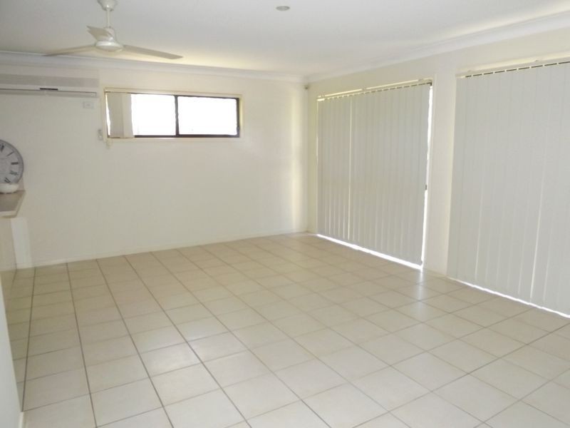 27 Sandhurst Crescent, Upper Coomera QLD 4209