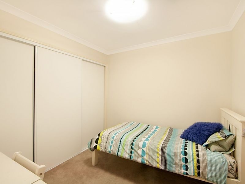 2/8 Mocha Way, Pimpama QLD 4209