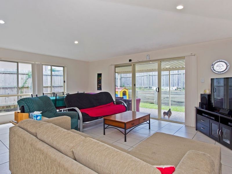 6 Madison Road, Coomera QLD 4209