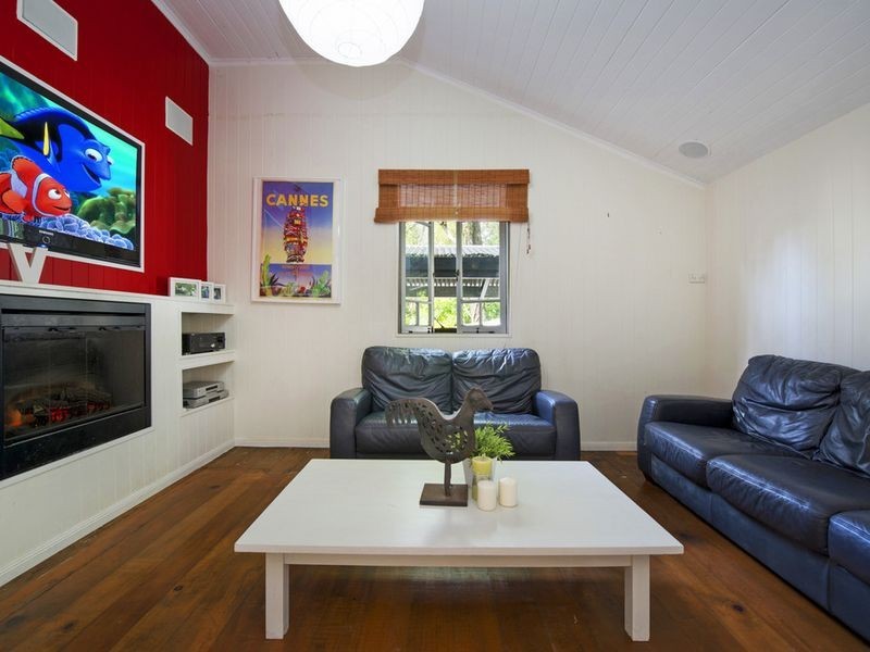 1B Hart Street, Upper Coomera QLD 4209