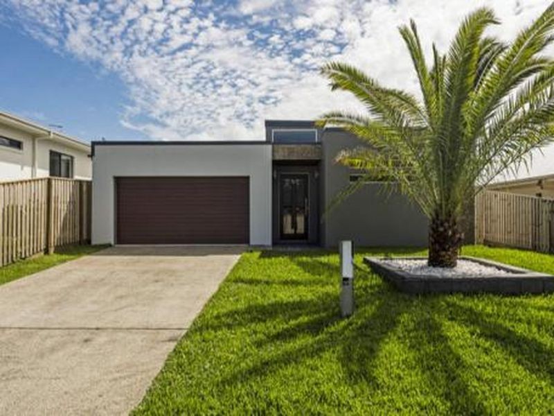 6 Waterlily Place, Upper Coomera QLD 4209