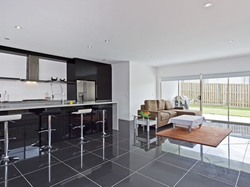 6 Waterlily Place, Upper Coomera QLD 4209