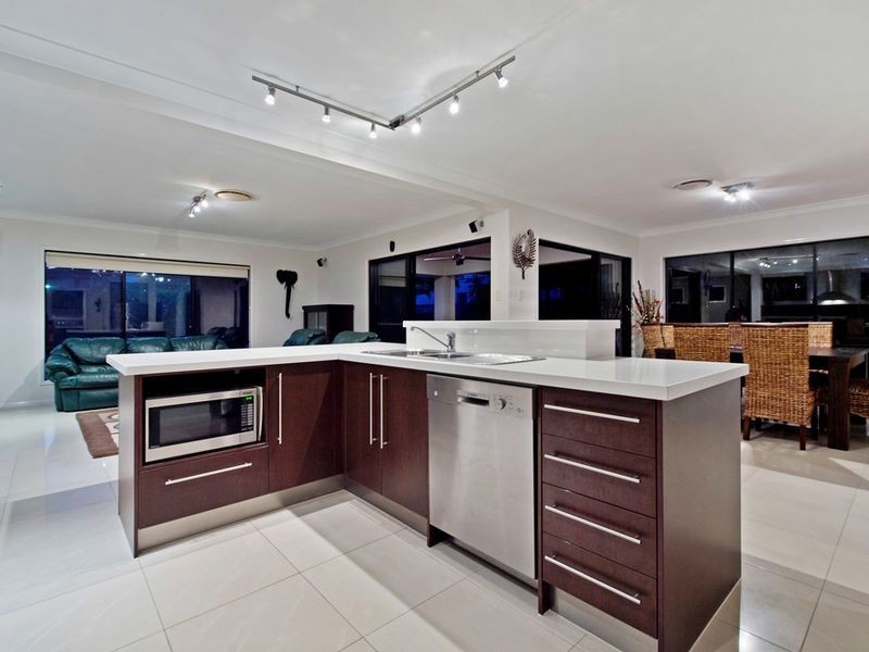 3 Westward Way, Coomera Waters QLD 4209