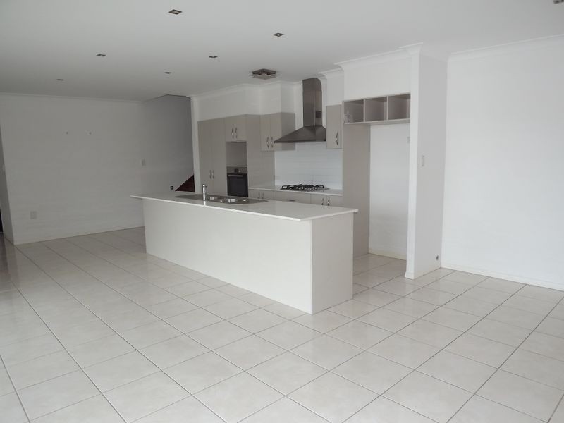 6 Picton Court, Upper Coomera QLD 4209