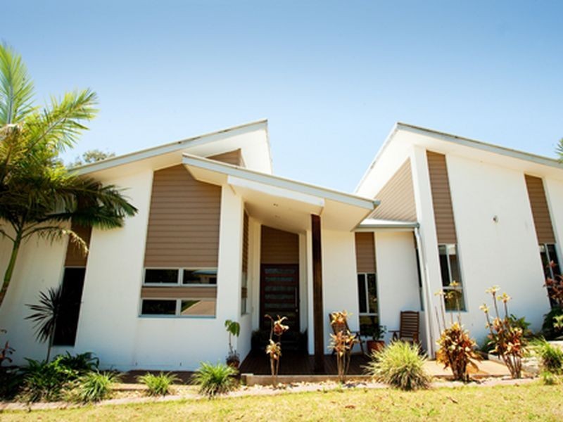 16 Pacha Close, Coomera Waters QLD 4209