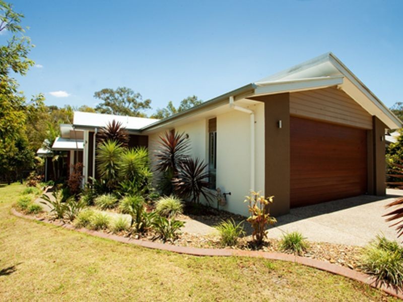 16 Pacha Close, Coomera Waters QLD 4209