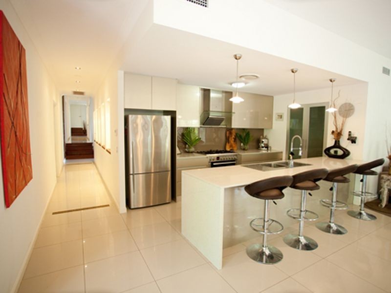 16 Pacha Close, Coomera Waters QLD 4209