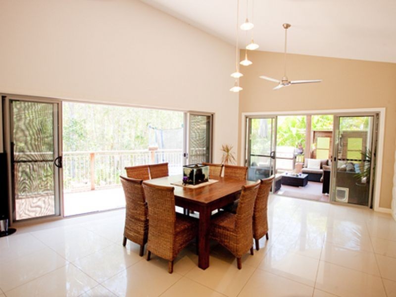 16 Pacha Close, Coomera Waters QLD 4209