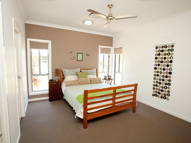 16 Pacha Close, Coomera Waters QLD 4209