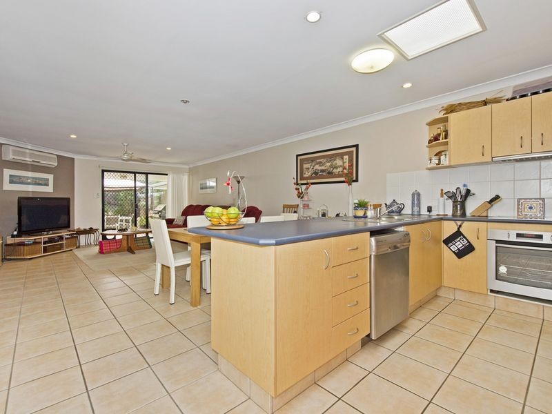 2/34 Bushgum Crescent, Upper Coomera QLD 4209