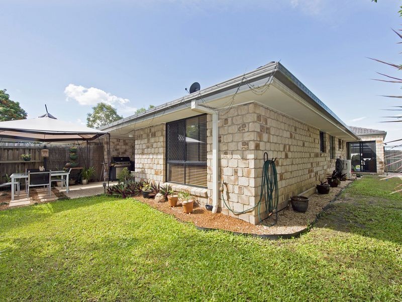 2/34 Bushgum Crescent, Upper Coomera QLD 4209