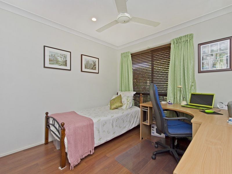 2/34 Bushgum Crescent, Upper Coomera QLD 4209