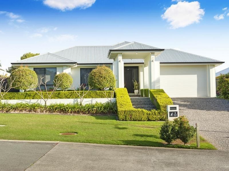 8 Pacha Close, Coomera Waters QLD 4209