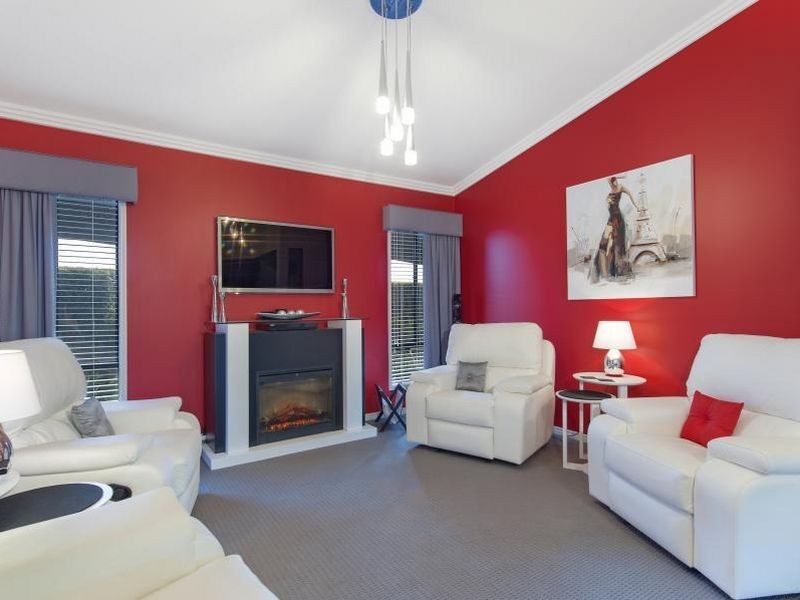 8 Pacha Close, Coomera Waters QLD 4209