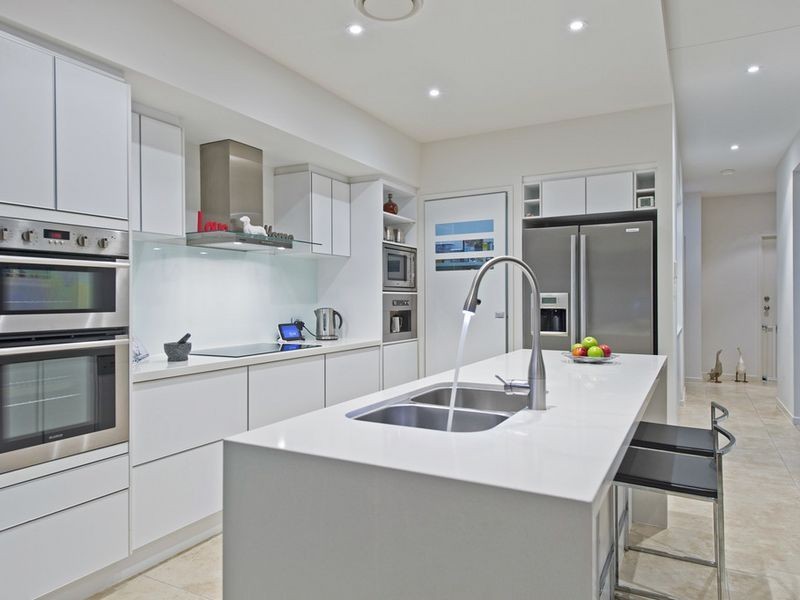 6 Cabriolet Court, Upper Coomera QLD 4209