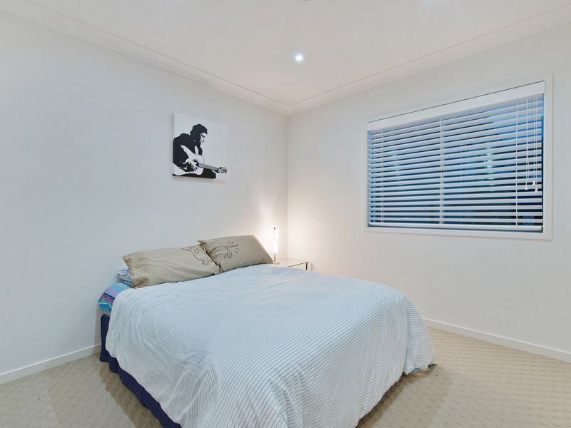 6 Cabriolet Court, Upper Coomera QLD 4209