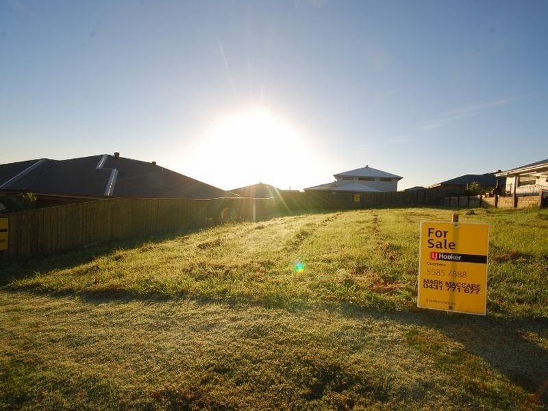 8 Star Rise Street, Upper Coomera QLD 4209