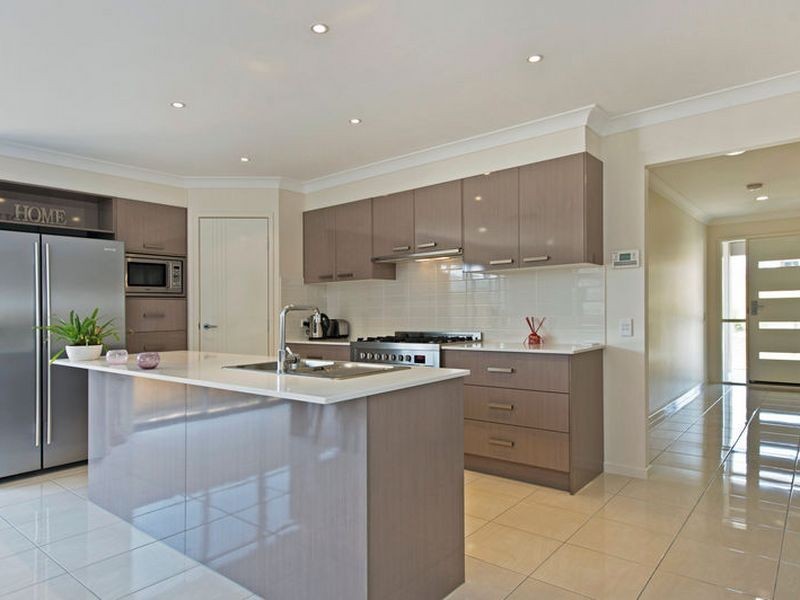 17 Aston Street, Upper Coomera QLD 4209