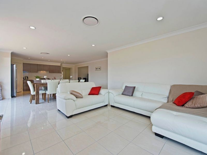 17 Aston Street, Upper Coomera QLD 4209