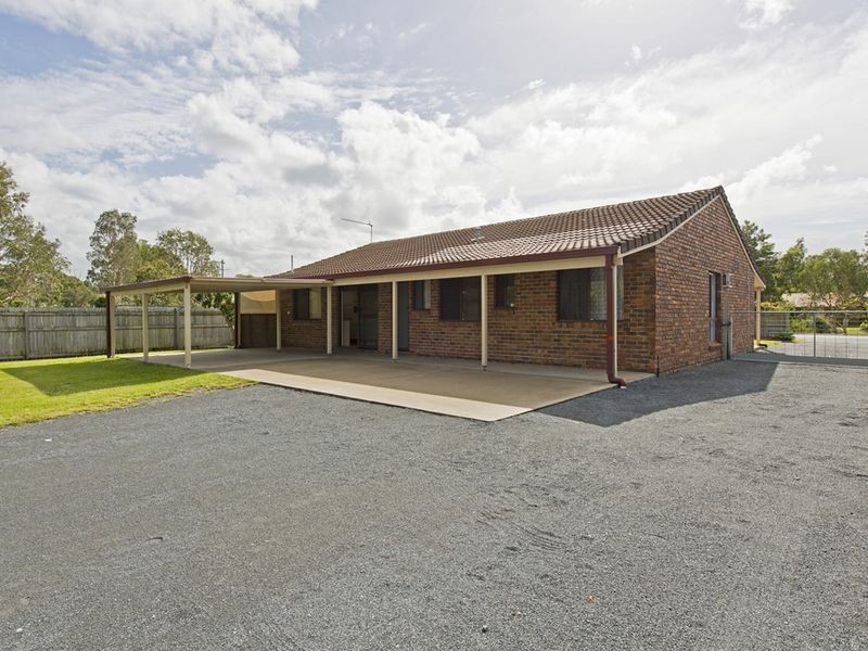 42 Michigan Drive, Oxenford QLD 4210