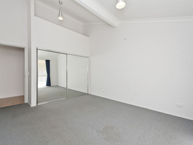 42 Michigan Drive, Oxenford QLD 4210