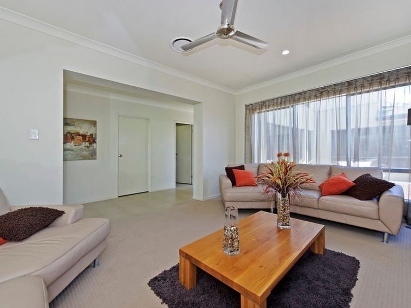 3 Conestoga Way, Upper Coomera QLD 4209