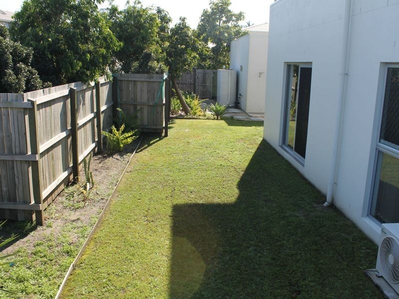 8/1 Christopher Street, Pimpama QLD 4209