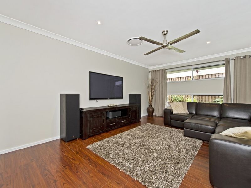 14 Abercrombie Crescent, Upper Coomera QLD 4209