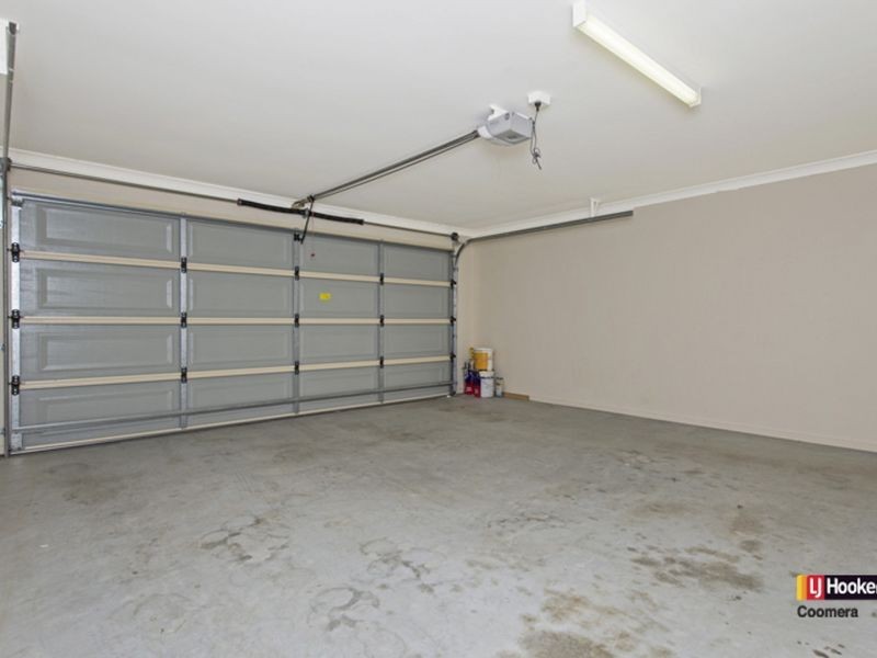 1/4 Barratt Street, Coomera QLD 4209