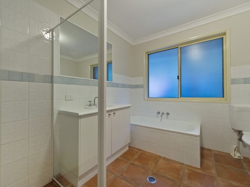 6 Hopman Court, Oxenford QLD 4210