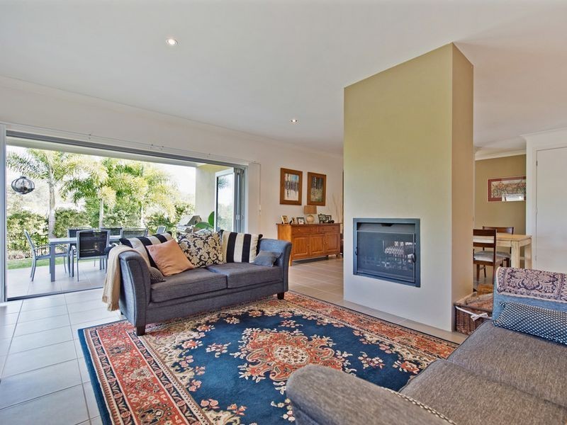 24 Nandina Court, Upper Coomera QLD 4209