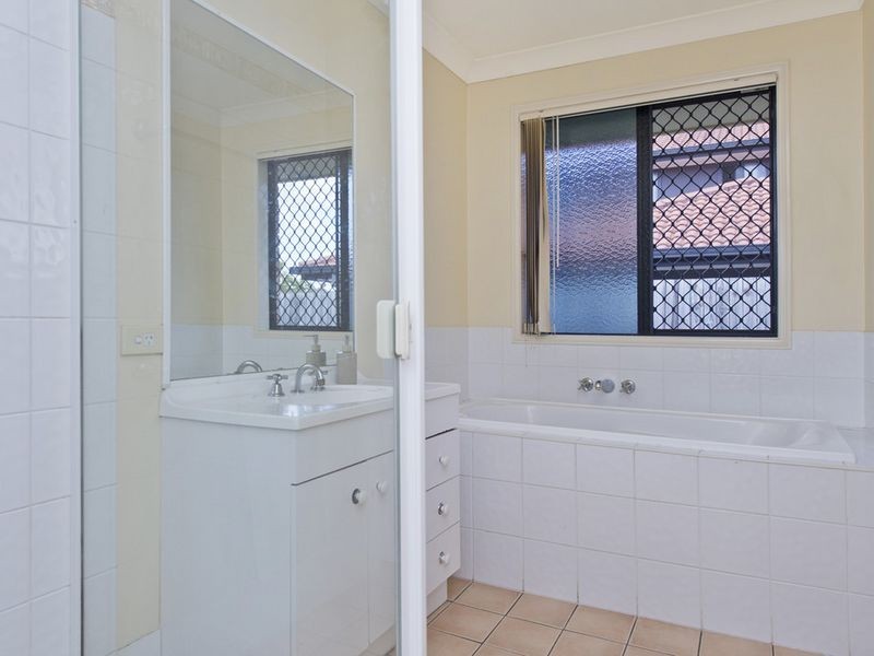 9 Bluetail Crescent, Upper Coomera QLD 4209