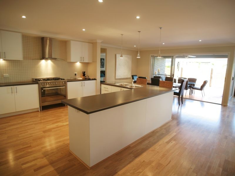 10 Crusade Court, Coomera Waters QLD 4209