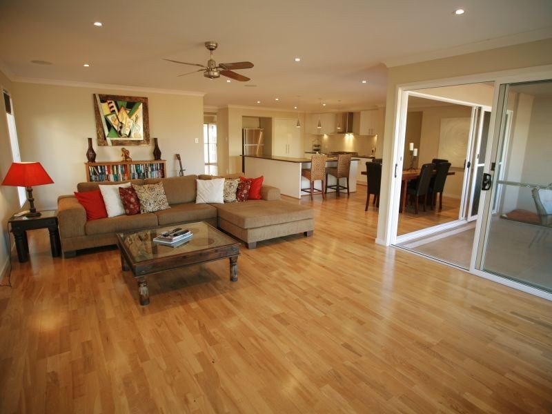 10 Crusade Court, Coomera Waters QLD 4209