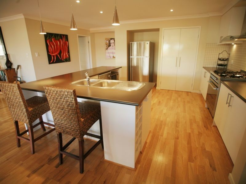 10 Crusade Court, Coomera Waters QLD 4209