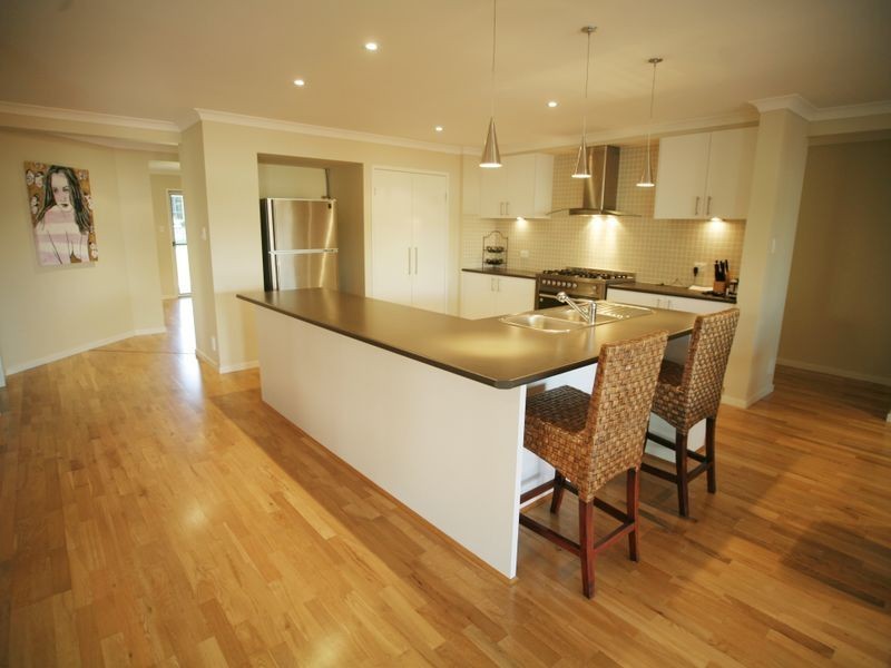 10 Crusade Court, Coomera Waters QLD 4209