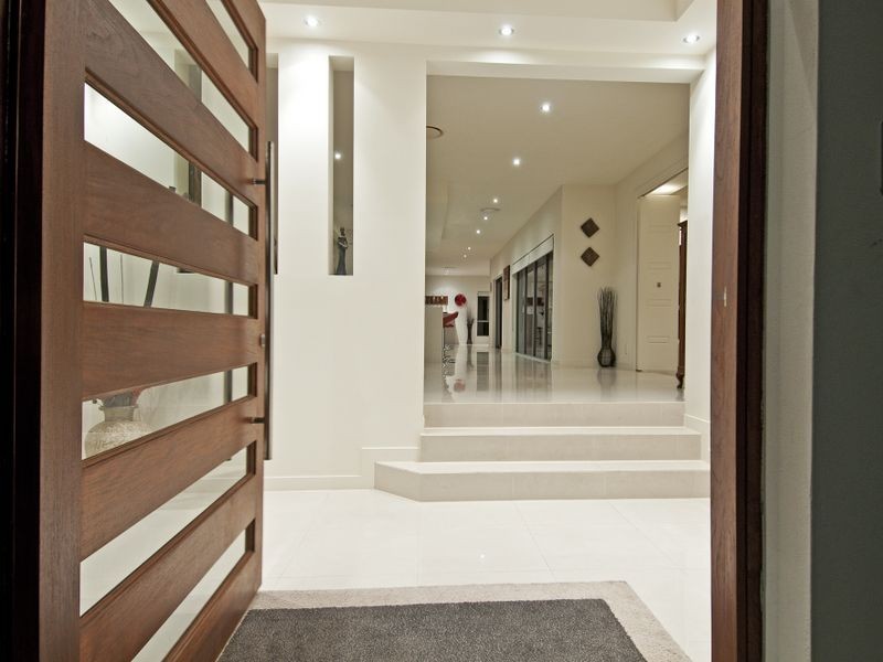 7 Sailaway Court, Coomera Waters QLD 4209