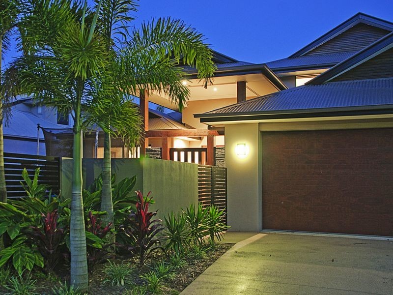 9 Veninde Lane, Coomera Waters QLD 4209