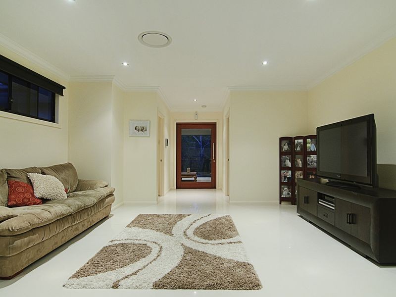 9 Veninde Lane, Coomera Waters QLD 4209