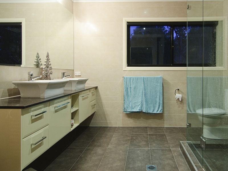 9 Veninde Lane, Coomera Waters QLD 4209