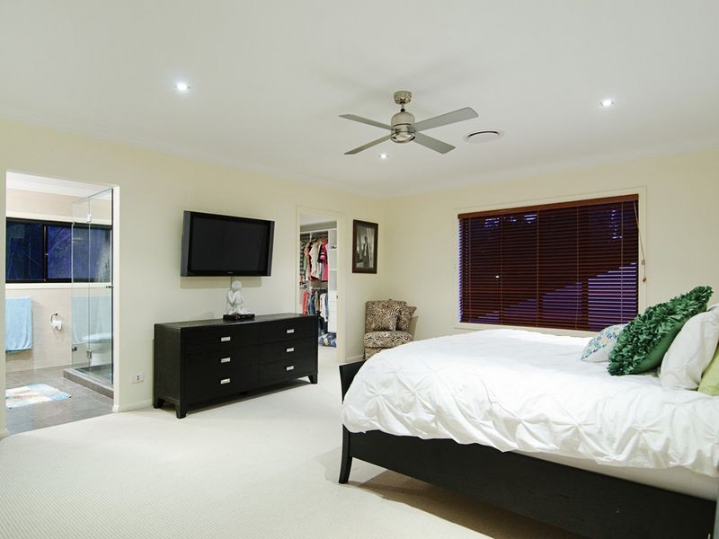 9 Veninde Lane, Coomera Waters QLD 4209