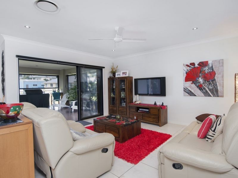 10 Lagoon Park Drive, Maudsland QLD 4210
