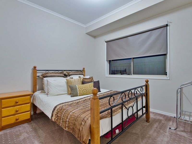 16 Rainbow Circuit, Coomera Waters QLD 4209