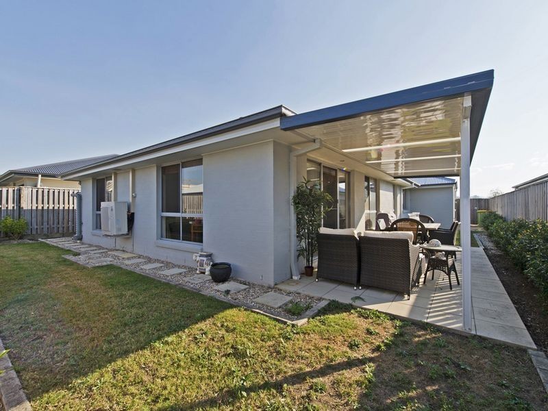 6 Dubuji Lane, Coomera QLD 4209