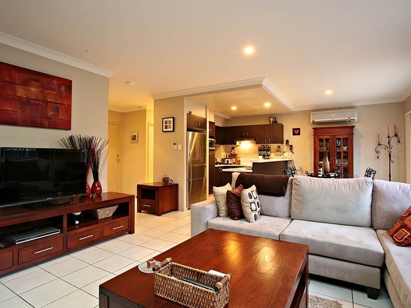 76/1 Sauvignon Parade, Upper Coomera QLD 4209