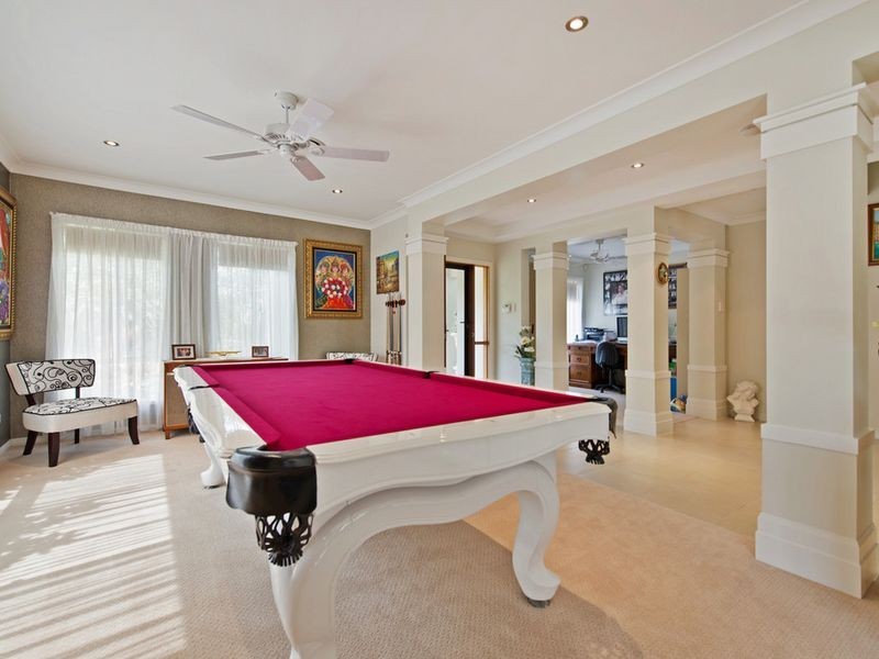 9 Greenacre Way, Maudsland QLD 4210