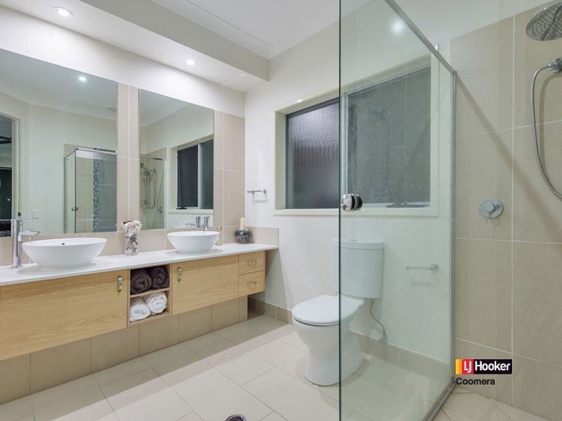 18 Rose Valley Drive, Upper Coomera QLD 4209