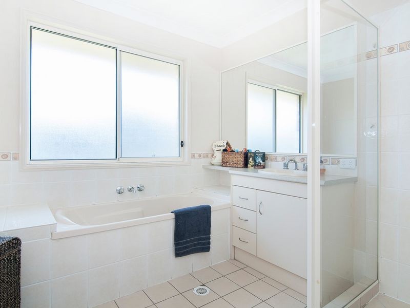 16 Glenshee Street, Upper Coomera QLD 4209